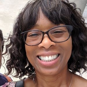 Meet your Posher, Danette